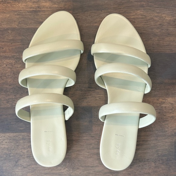 AEYDE Chrissy Nappa Leather Sandal Green - Picture 3 of 7